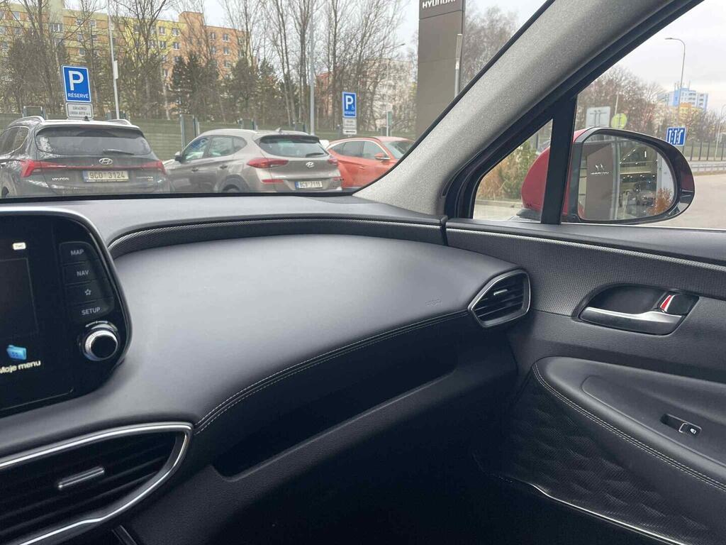 OC199V01089_28.webp_SANTA FE Style Premium 2.2 CRDI 147 kW automat, DPH