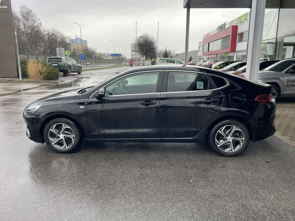 OC199V01092_17.webp_I30 Smart 1.5 TGDI 118 kW manuál