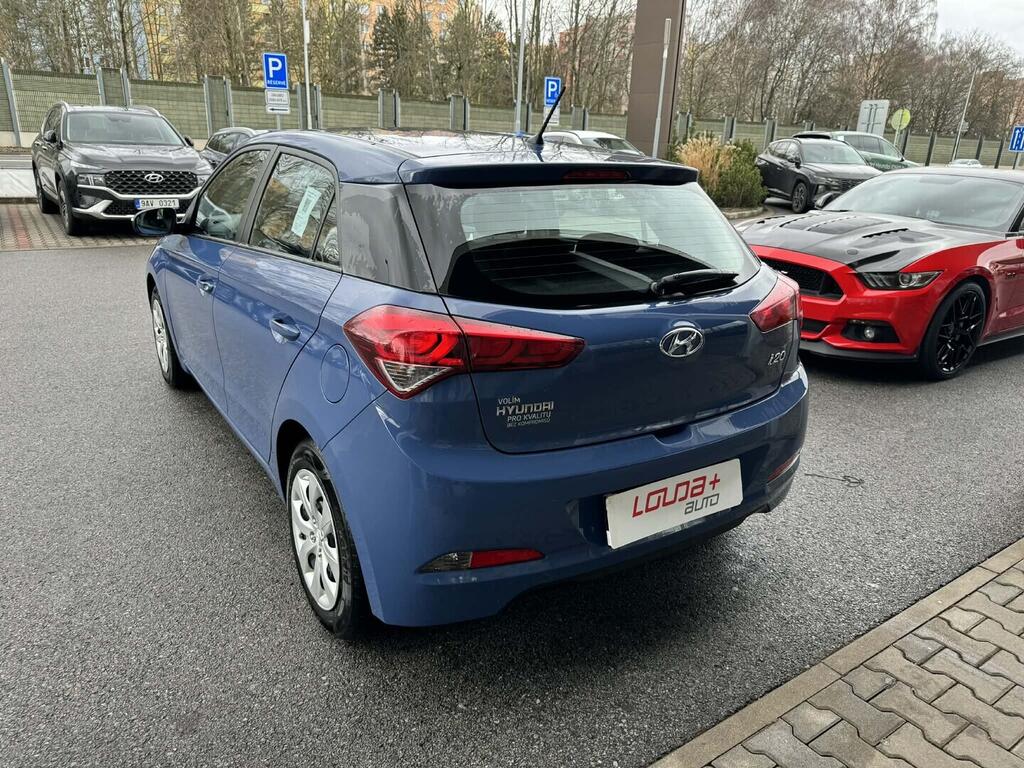 OC199V01093_12.webp_I20 Comfort 1.2 MPI 61 kW manuál