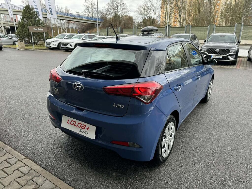 OC199V01093_14.webp_I20 Comfort 1.2 MPI 61 kW manuál