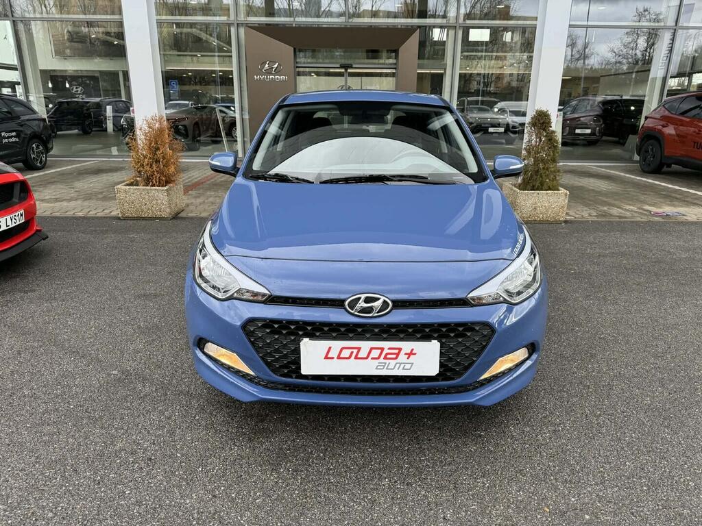 OC199V01093_17.webp_I20 Comfort 1.2 MPI 61 kW manuál