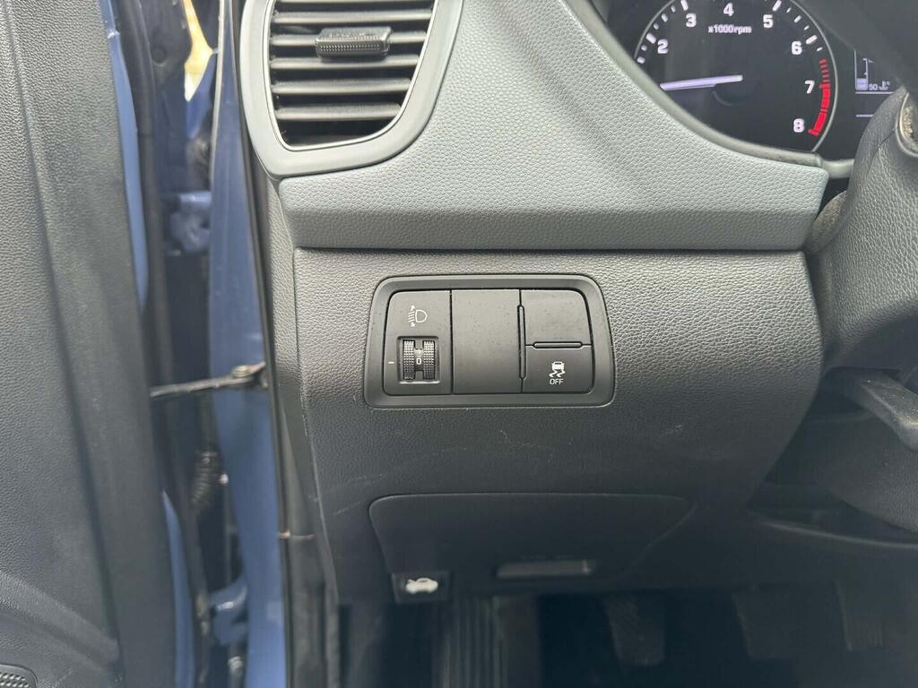 OC199V01093_25.webp_I20 Comfort 1.2 MPI 61 kW manuál