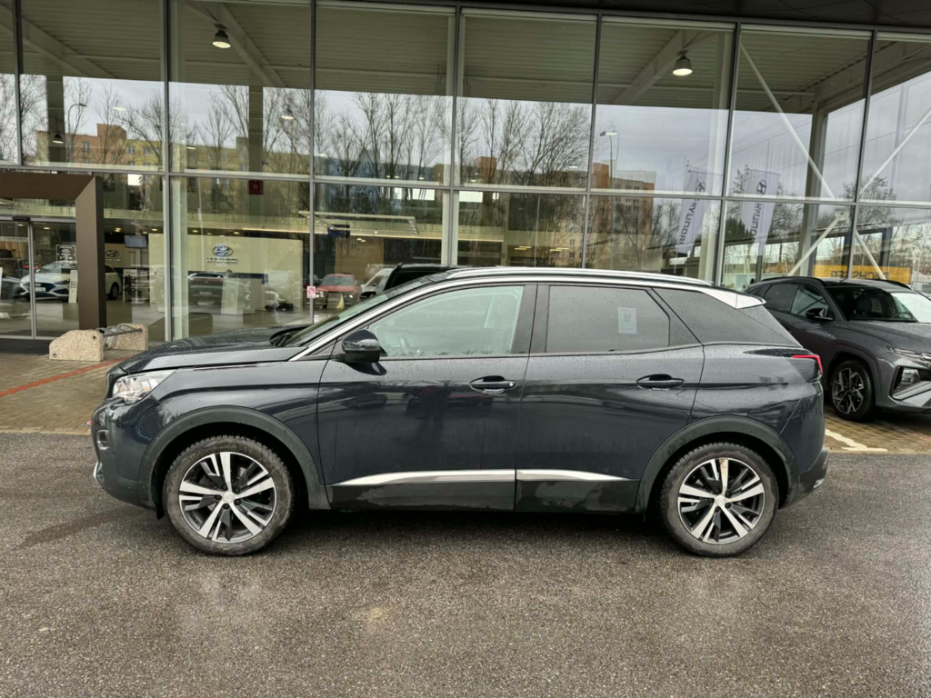 OC199V01096_11.webp_3008 Allure 1.5 BlueHDi 96 kW manuál