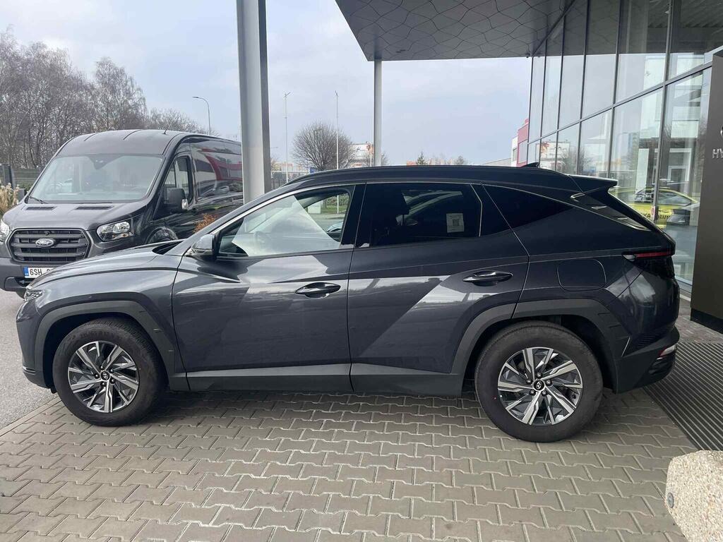 OC199V01104_13.webp_TUCSON Smart NAV 1.6 TGDI 110 kW manuál