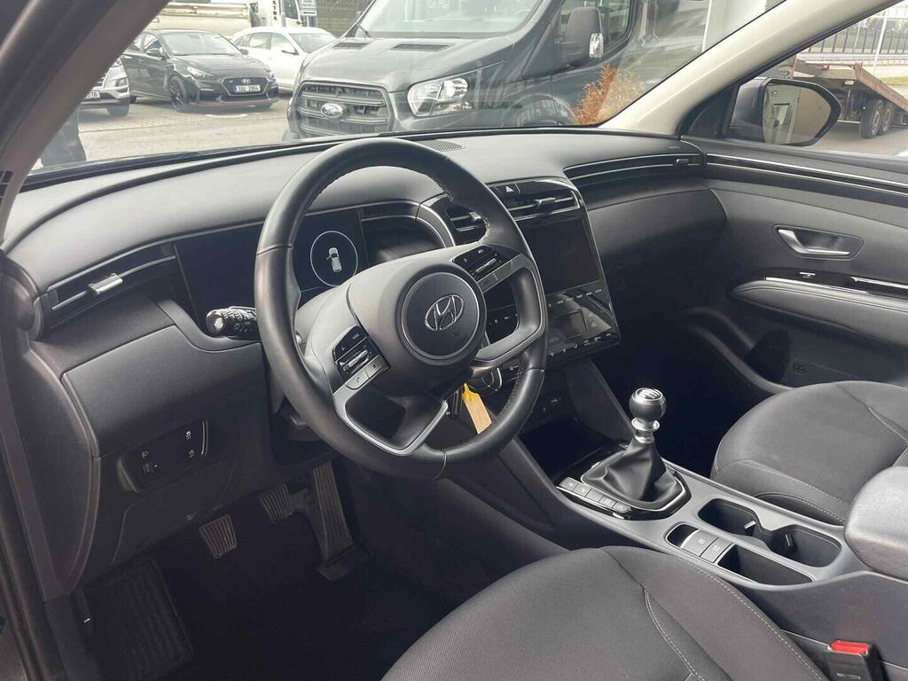 OC199V01104_18.webp_TUCSON Smart NAV 1.6 TGDI 110 kW manuál