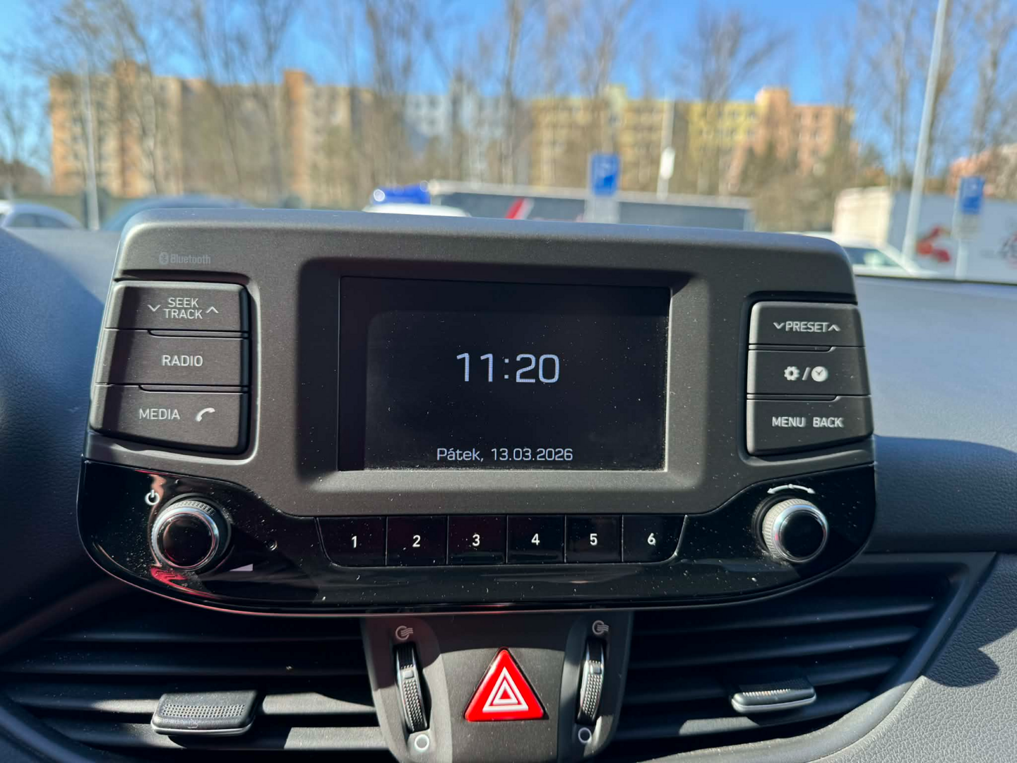 OC199V01109_20.webp_I30 FASTBACK Comfort 1.0 TGDI 88 kW manuál