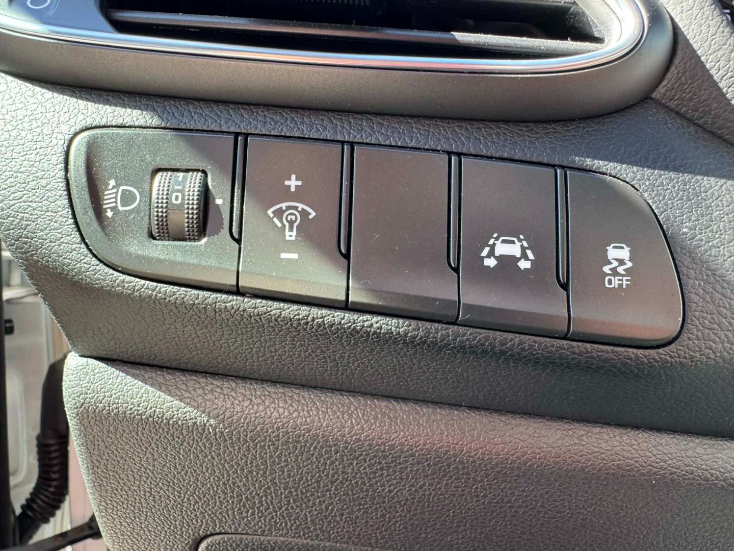 OC199V01109_27.webp_I30 FASTBACK Comfort 1.0 TGDI 88 kW manuál