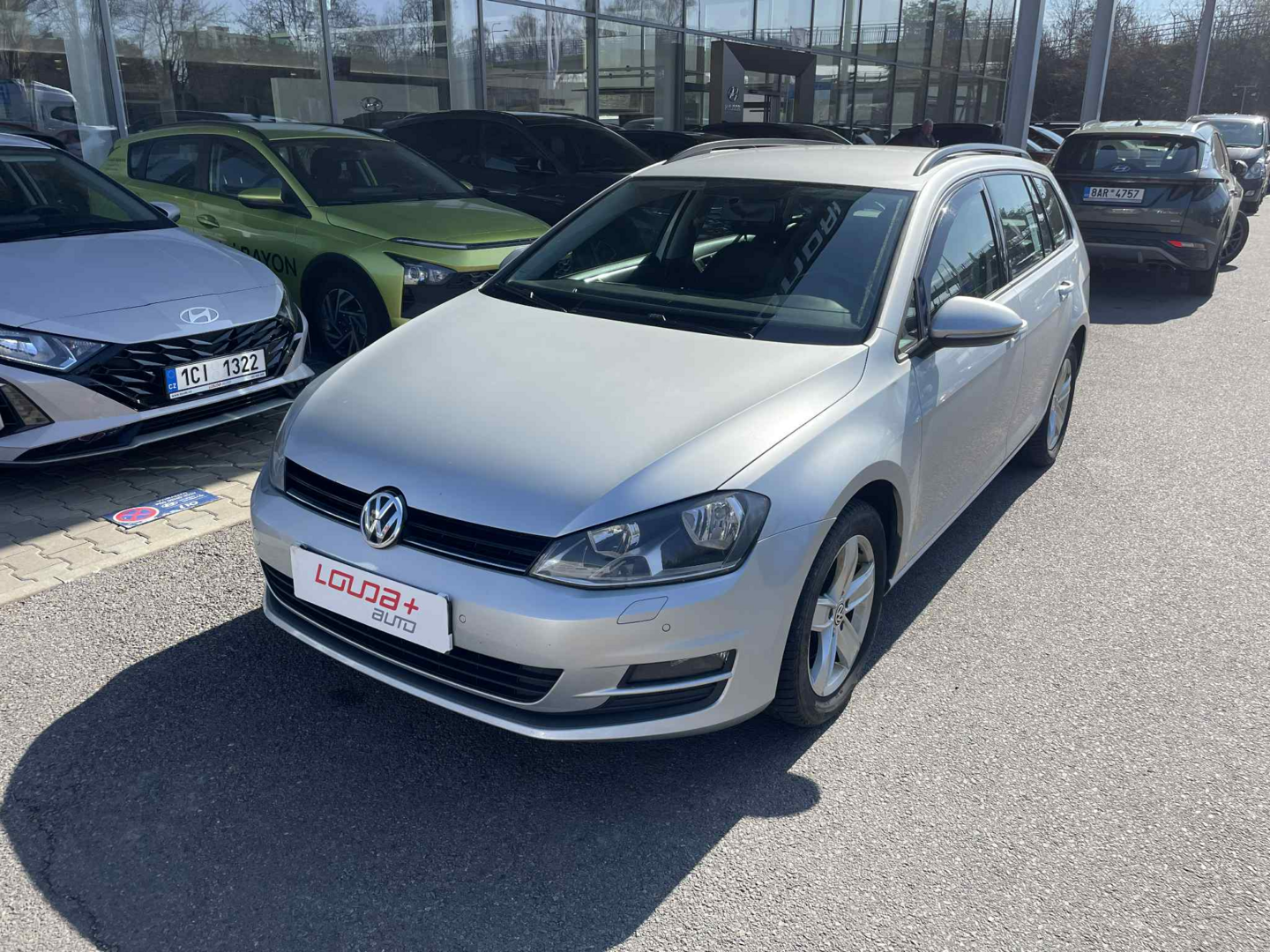 OC199V01113_10.webp_GOLF  2.0 TDI 110 kW manuál