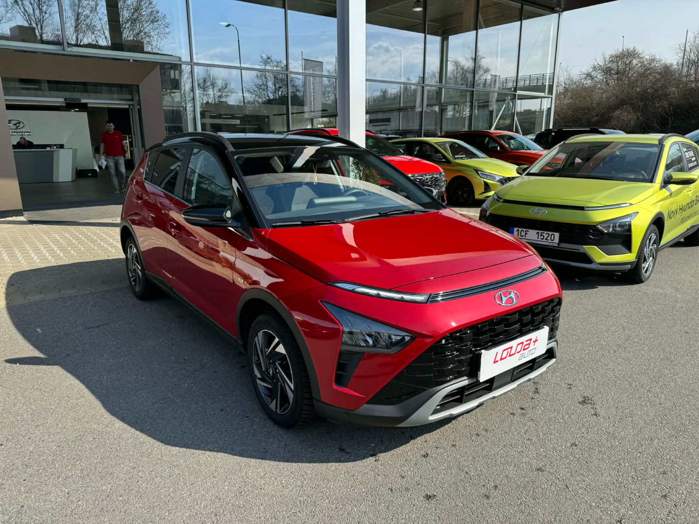 OC199V01117_16.webp_BAYON Style Premium 1.0 T-GDI 88 kW automat