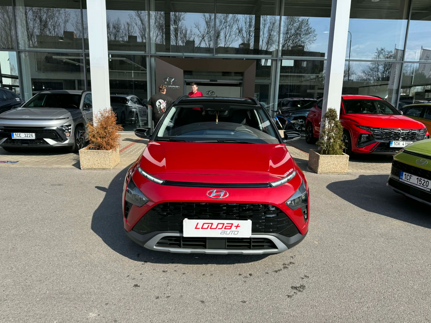 OC199V01117_17.webp_BAYON Style Premium 1.0 T-GDI 88 kW automat