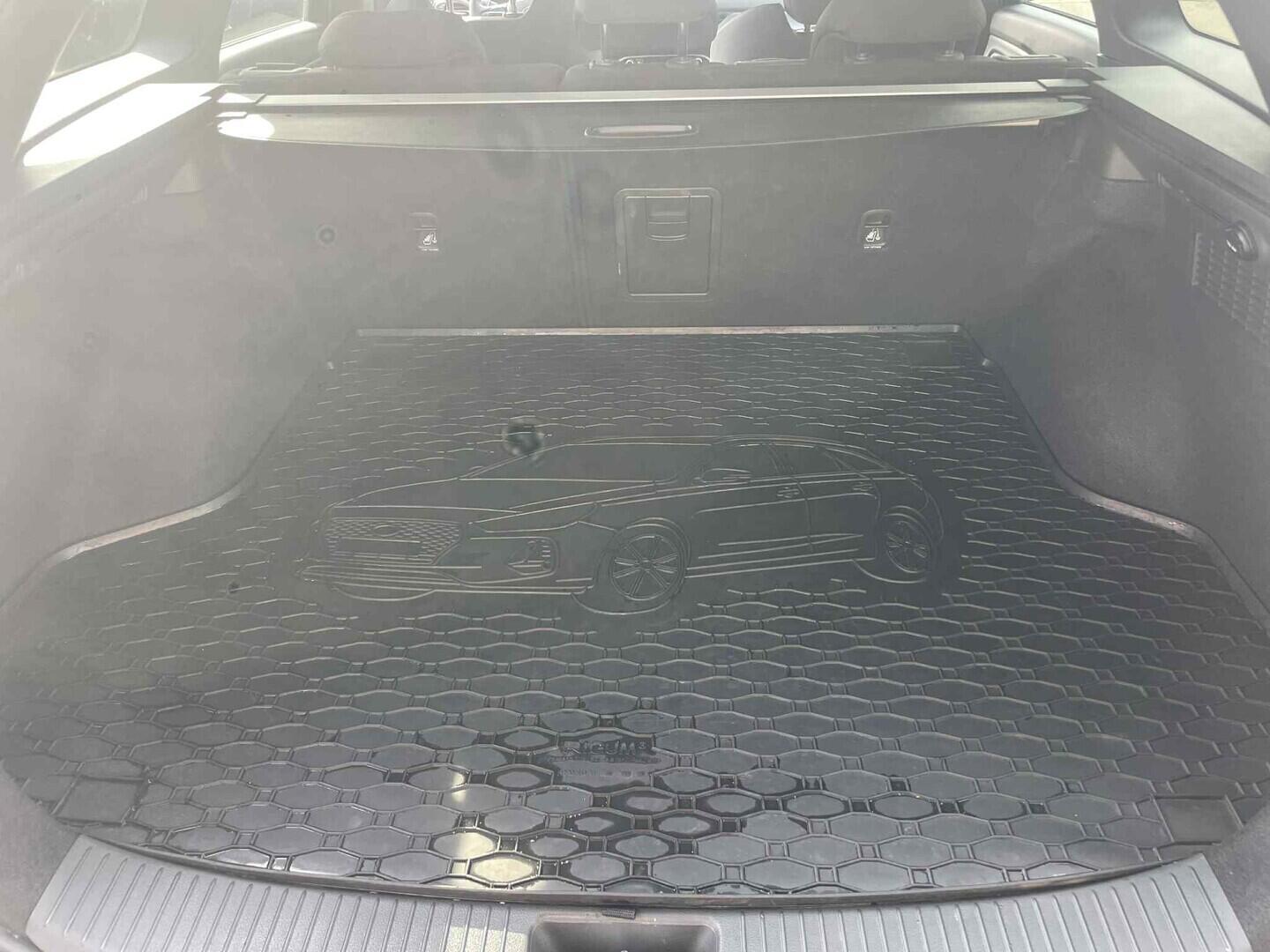 OC199V01120_27.webp_I30 N-line  1.5  103 kW automat