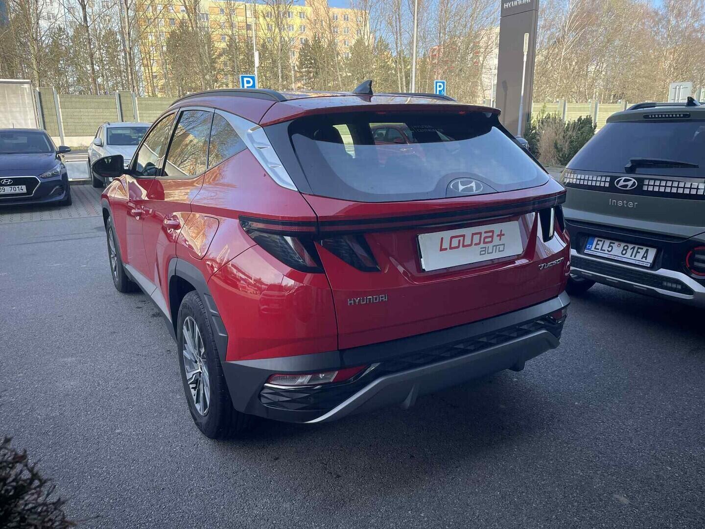 OC199V01123_13.webp_TUCSON Smart nav 1.6 T-GDI 110 kW manuál