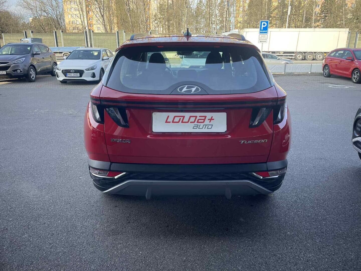 OC199V01123_16.webp_TUCSON Smart nav 1.6 T-GDI 110 kW manuál