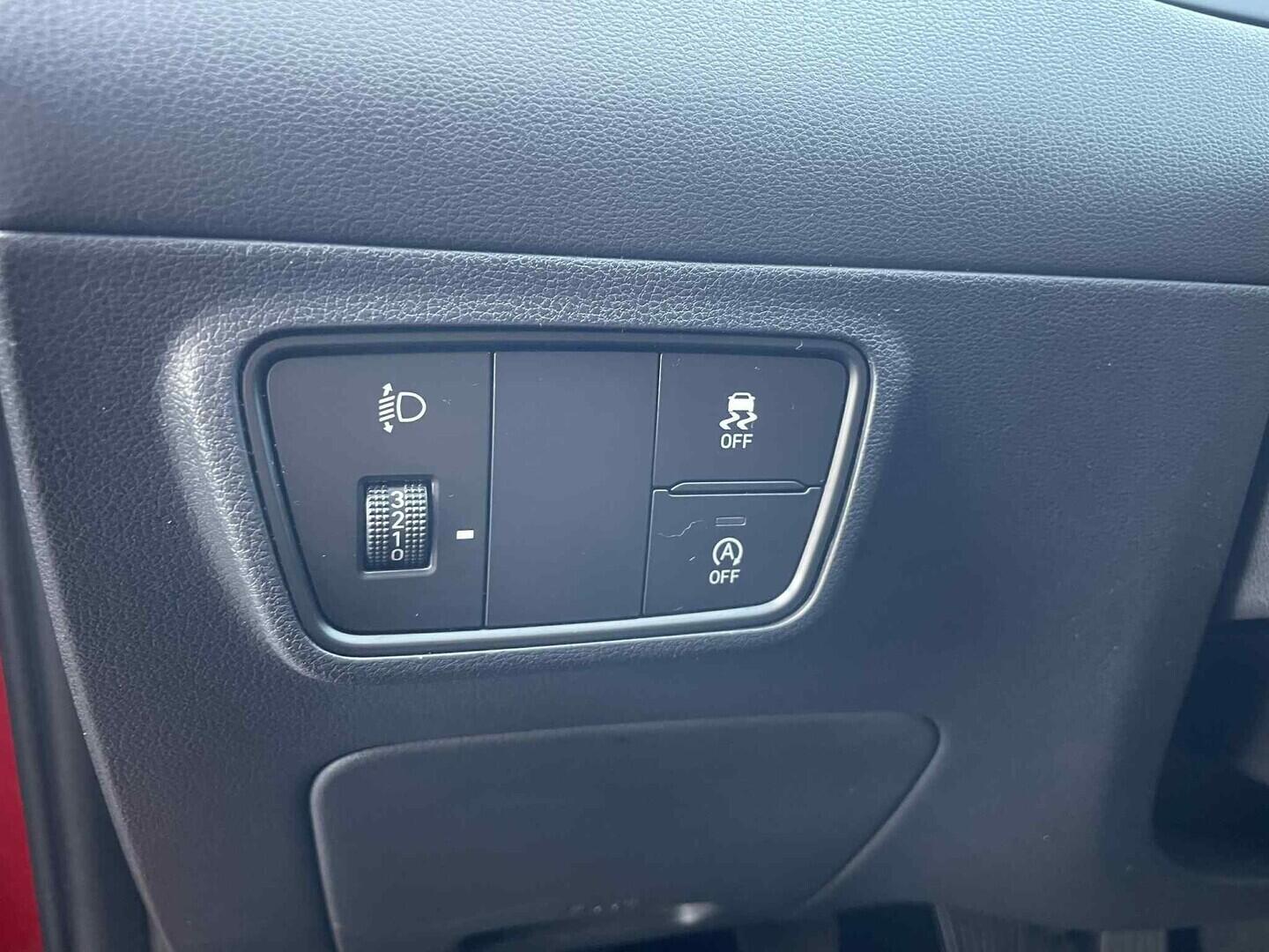 OC199V01123_21.webp_TUCSON Smart nav 1.6 T-GDI 110 kW manuál