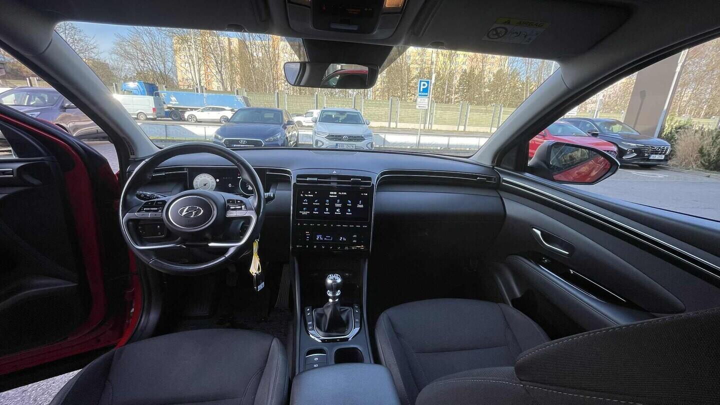 OC199V01123_32.webp_TUCSON Smart nav 1.6 T-GDI 110 kW manuál