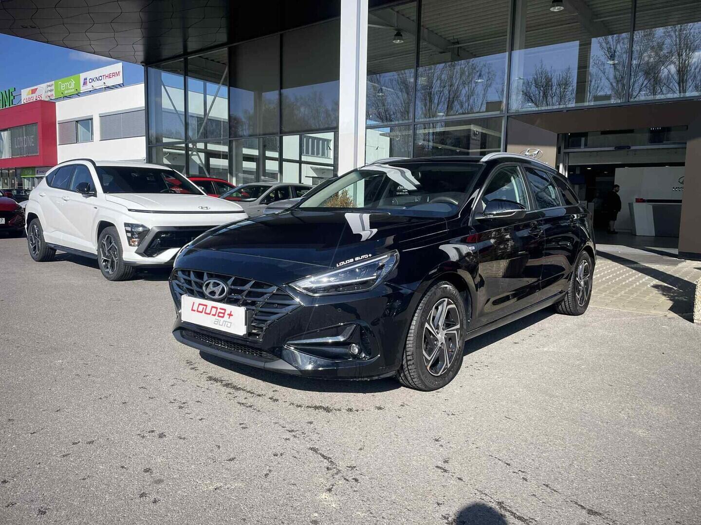 OC199V01124_10.webp_I30 Smart 1.5 T-GDI 117 kW automat