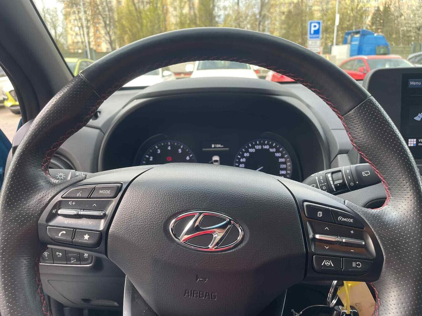 OC199V01126_23.webp_KONA N-line 1.0 T-GDI 88 kW manuál