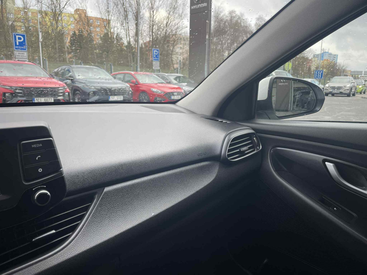 OC199V01130_29.webp_I30 Style 1.6 CRDI 81 kW automat