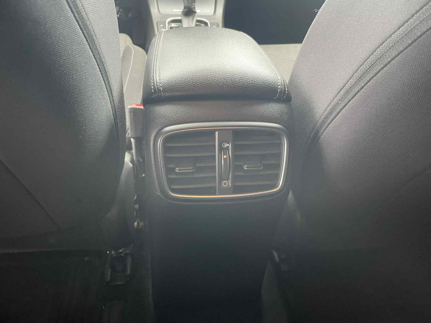 OC199V01130_32.webp_I30 Style 1.6 CRDI 81 kW automat