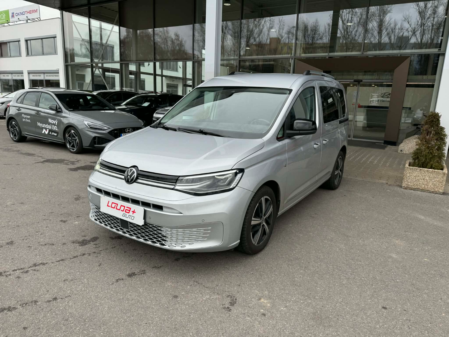 OC199V01131_10.webp_CADDY  2.0 TDI 90 kW manuál