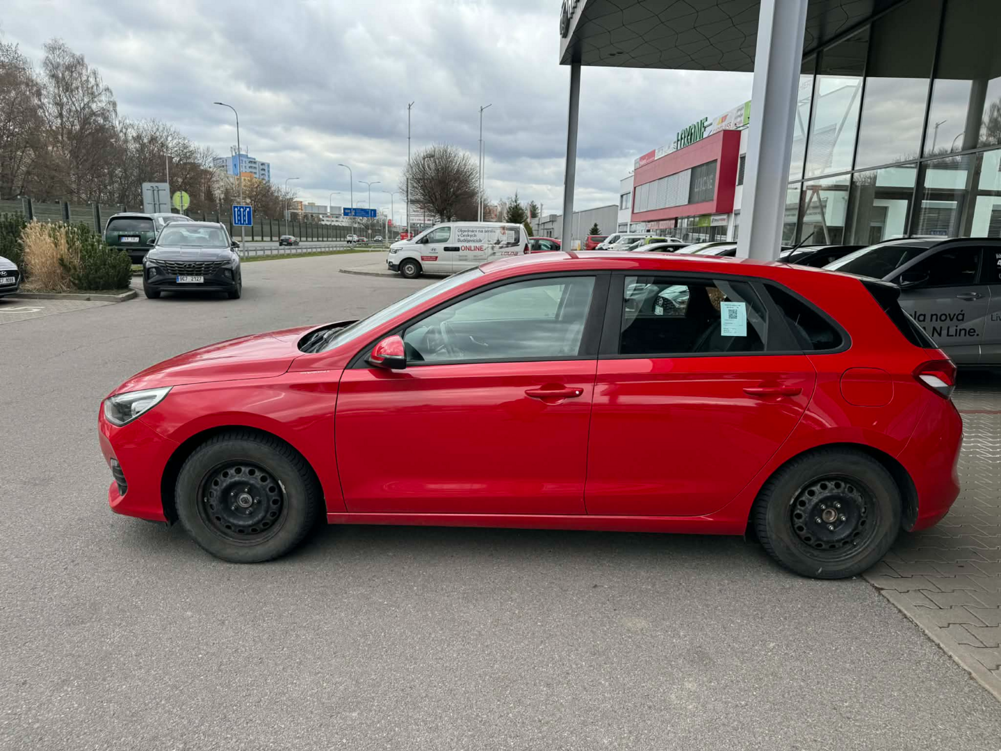 OC199V01137_11.webp_I30 Comfort 1.4 MPI 74 kW manuál