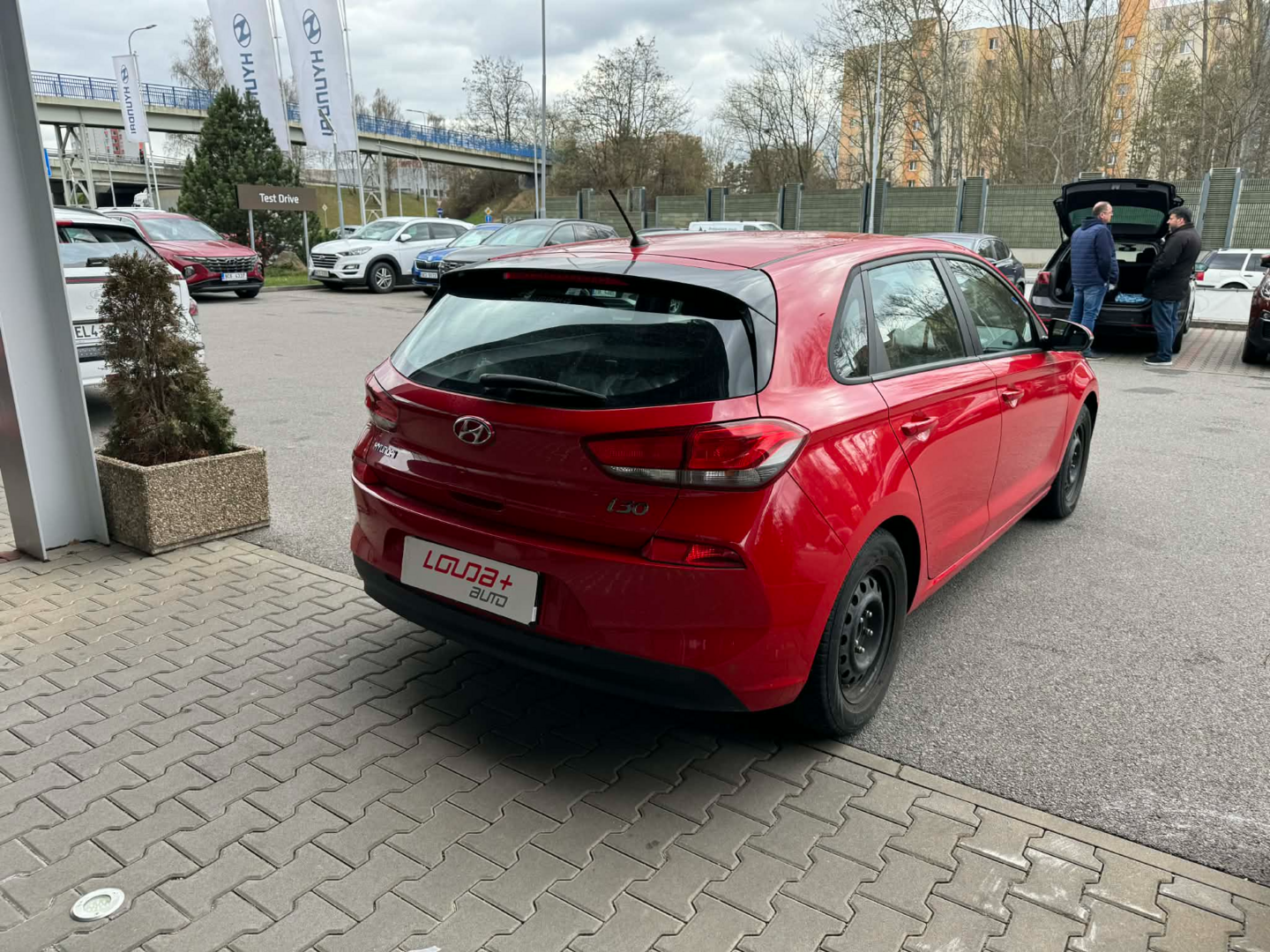 OC199V01137_12.webp_I30 Comfort 1.4 MPI 74 kW manuál