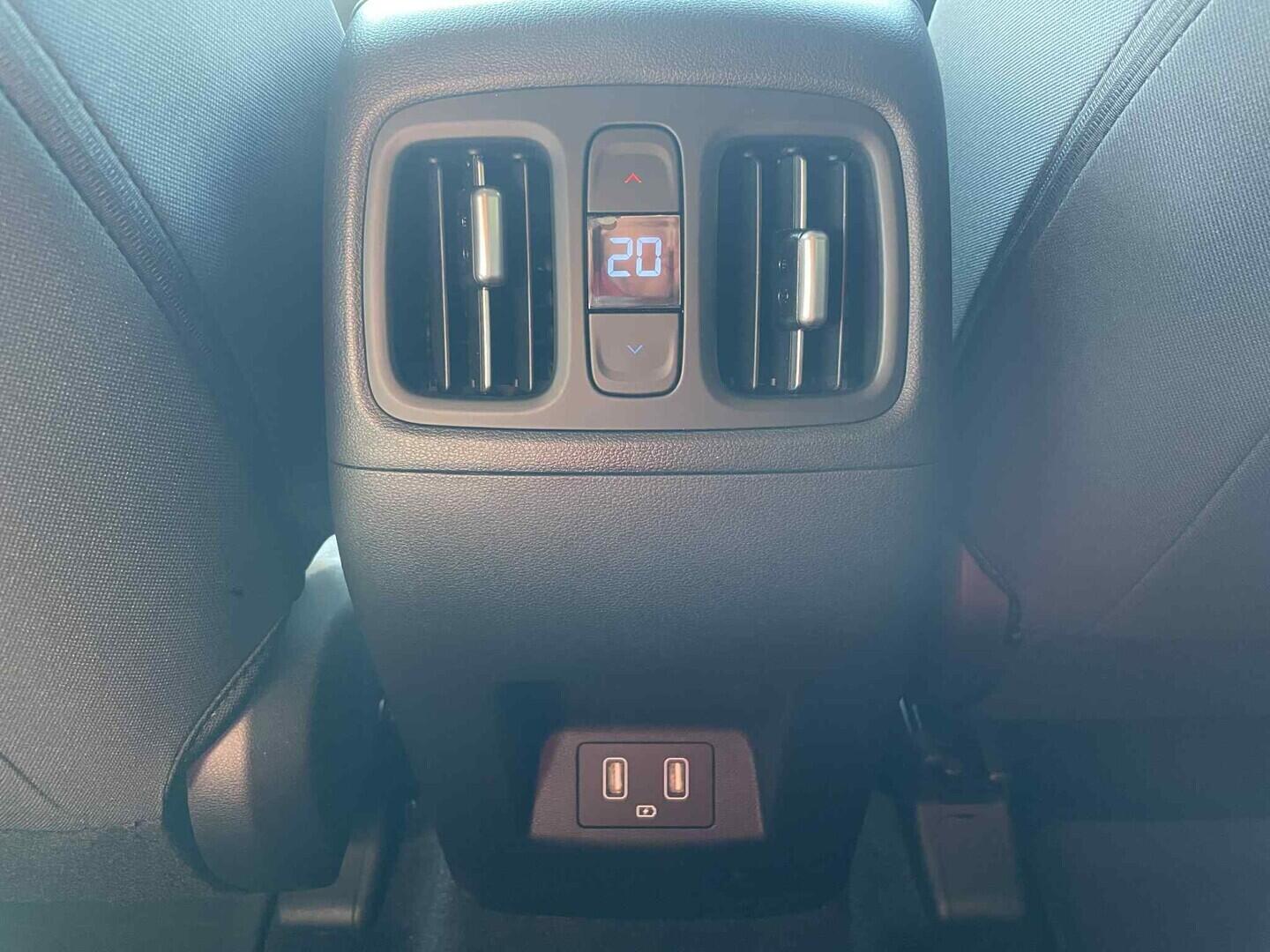 OC199V01140_25.webp_TUCSON Freedom Plus 1.6 T-GDI 110 kW manuál, DPH