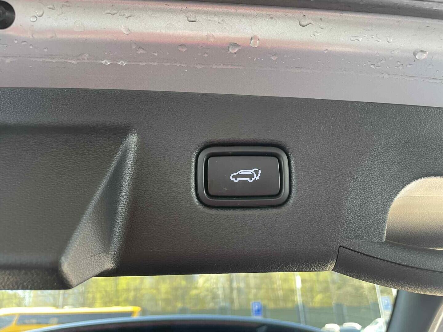 OC199V01140_28.webp_TUCSON Freedom Plus 1.6 T-GDI 110 kW manuál, DPH