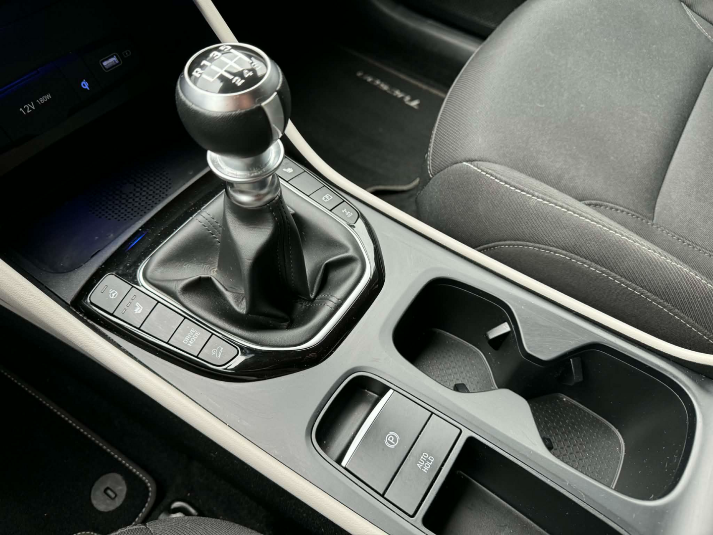 OC199V01143_22.webp_TUCSON Style 1.6 T-GDI 110 kW manuál