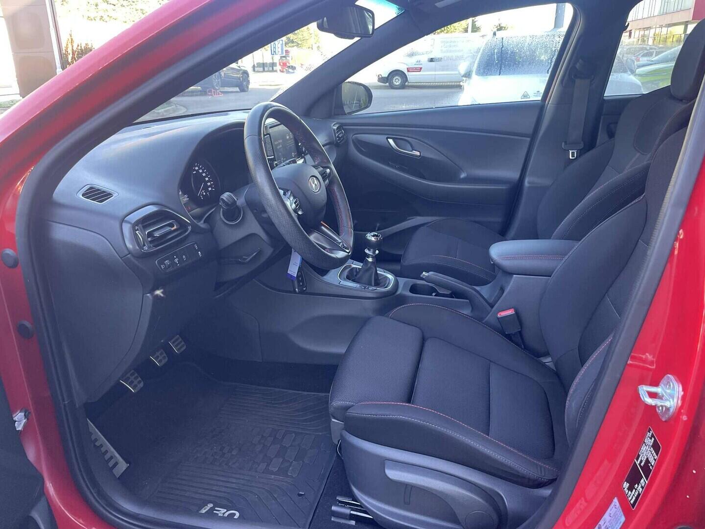 OC199V01148_16.webp_I30 N-line 1.5 T-GDI 117 kW manuál