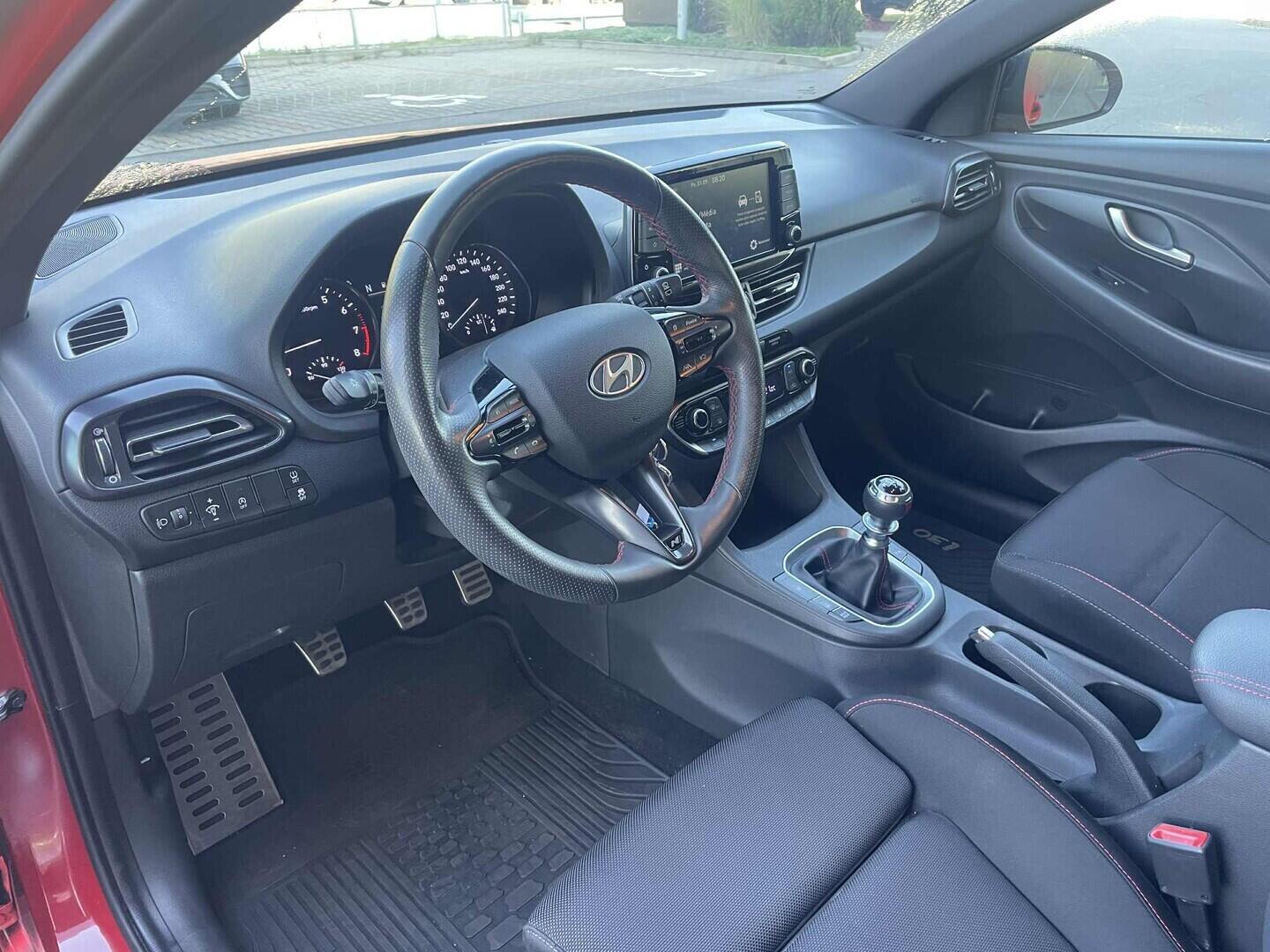 OC199V01148_17.webp_I30 N-line 1.5 T-GDI 117 kW manuál