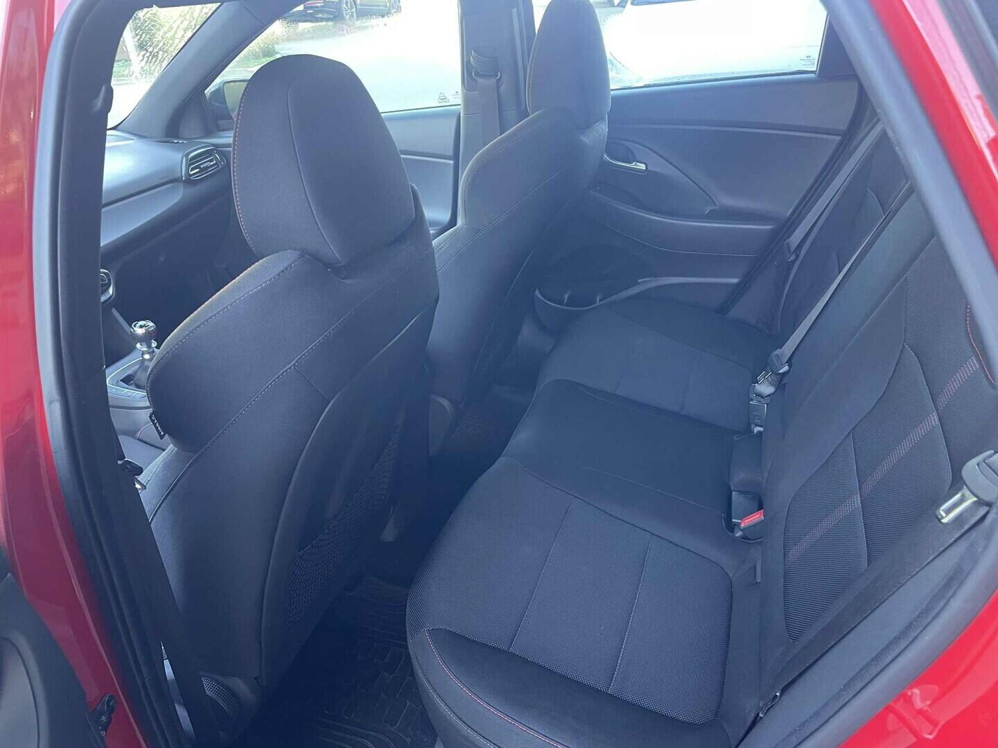 OC199V01148_25.webp_I30 N-line 1.5 T-GDI 117 kW manuál