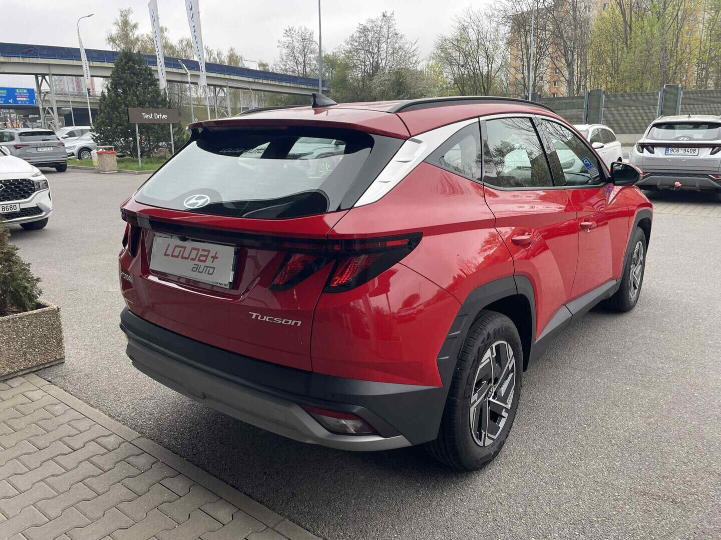 OC199V01151_11.webp_TUCSON Smart 1.6 T-GDI 118 kW automat, DPH