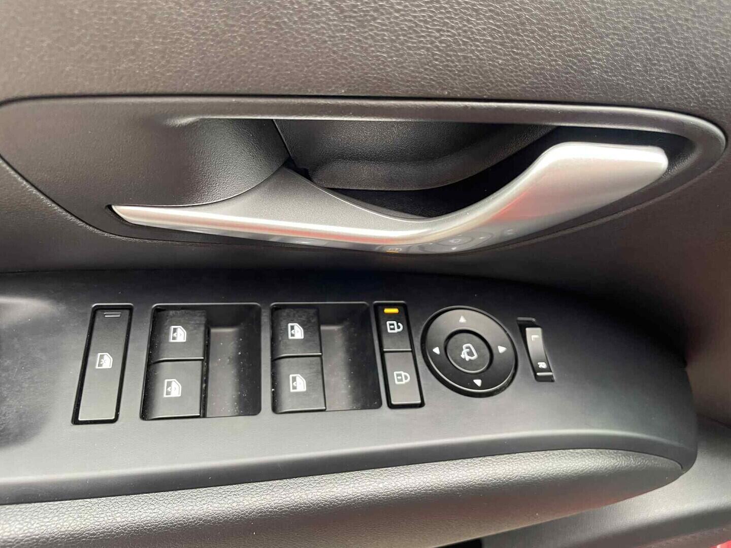 OC199V01151_21.webp_TUCSON Smart 1.6 T-GDI 118 kW automat, DPH