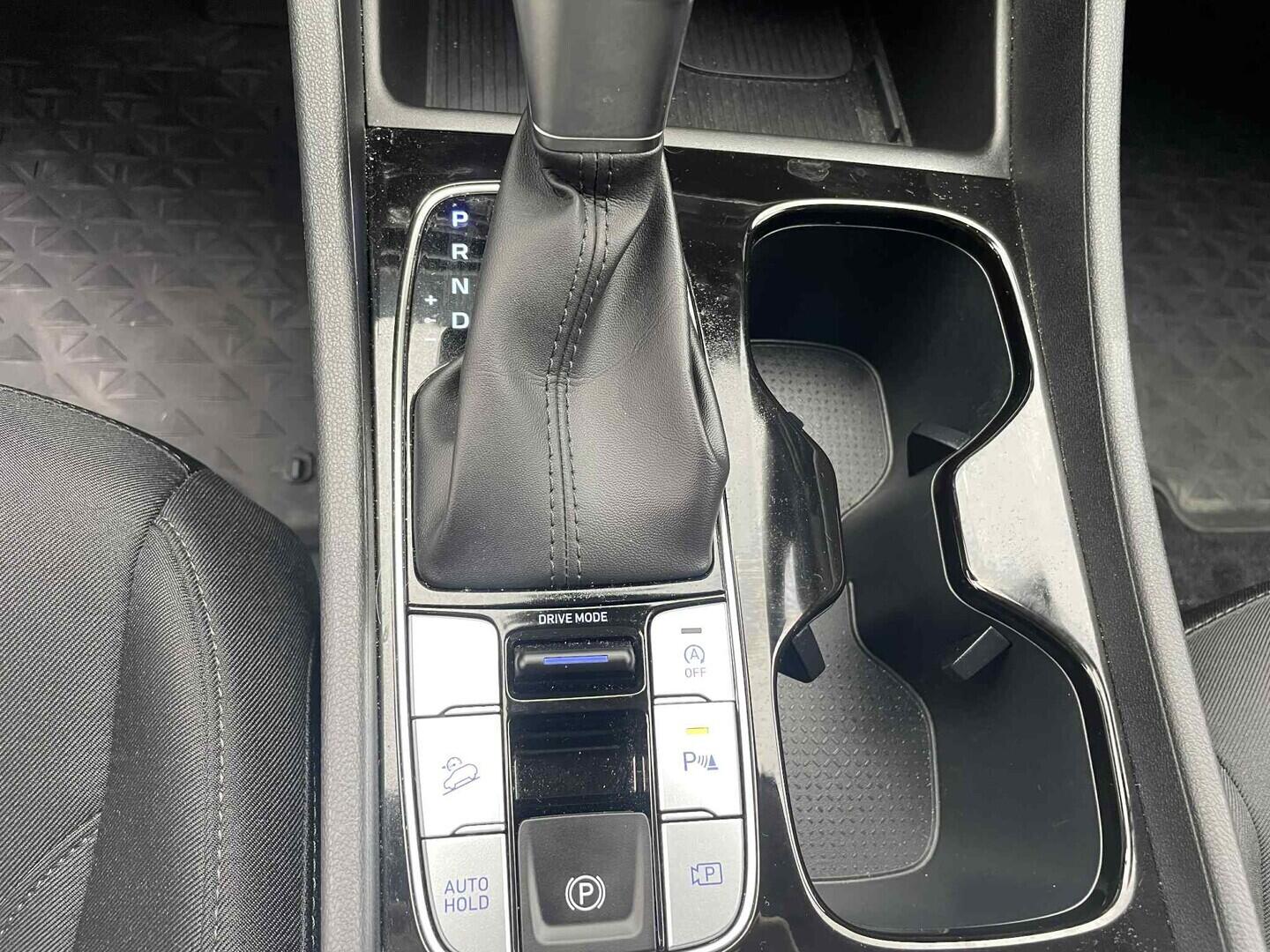 OC199V01151_27.webp_TUCSON Smart 1.6 T-GDI 118 kW automat, DPH