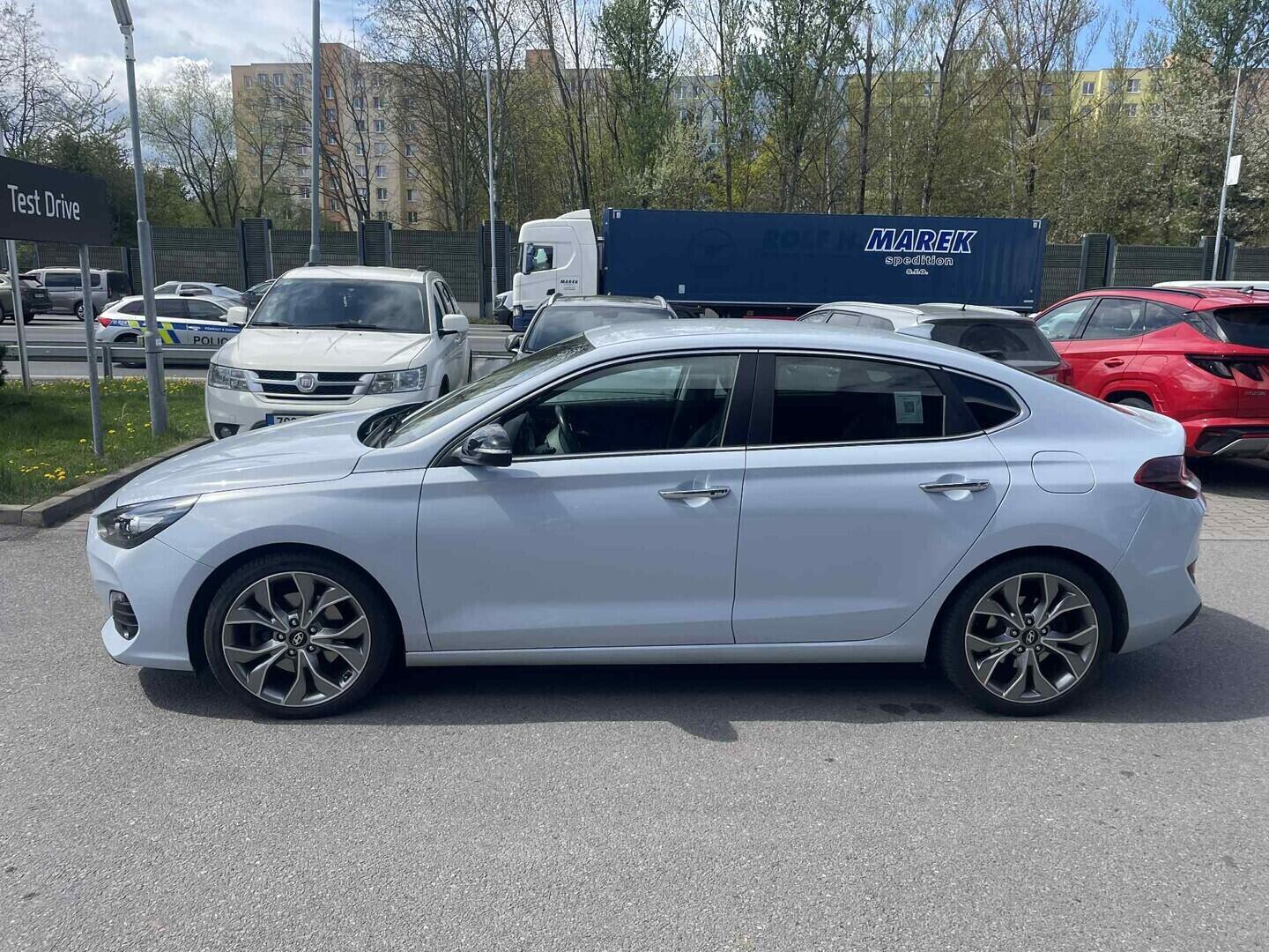 OC199V01155_11.webp_I30 Premium 1.4 T-GDI 123 kW automat