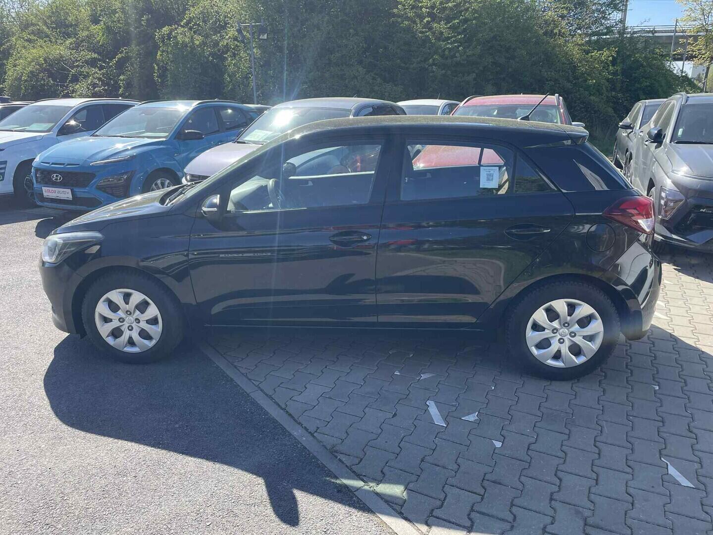 OC199V01160_11.webp_I20 Comfort 1.2 MPI 55 kW manuál