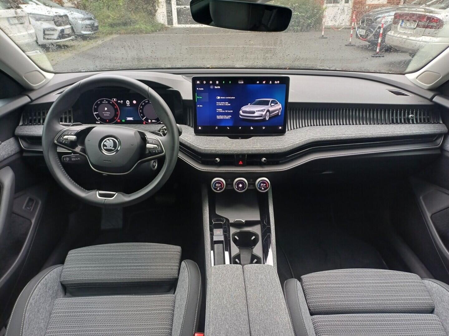 OI199V01596_18.webp_SUPERB Selection 2.0 TDI 110 kW automat, DPH