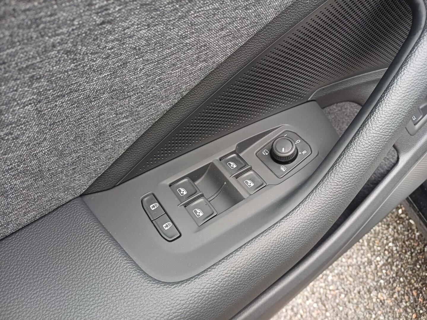 OI199V01596_21.webp_SUPERB Selection 2.0 TDI 110 kW automat, DPH