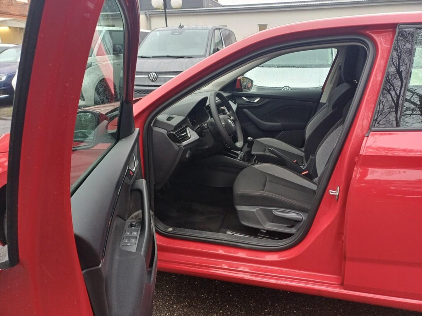 OI199V01630_20.webp_SCALA Selection 1.0 TSI 85 kW manuál, DPH