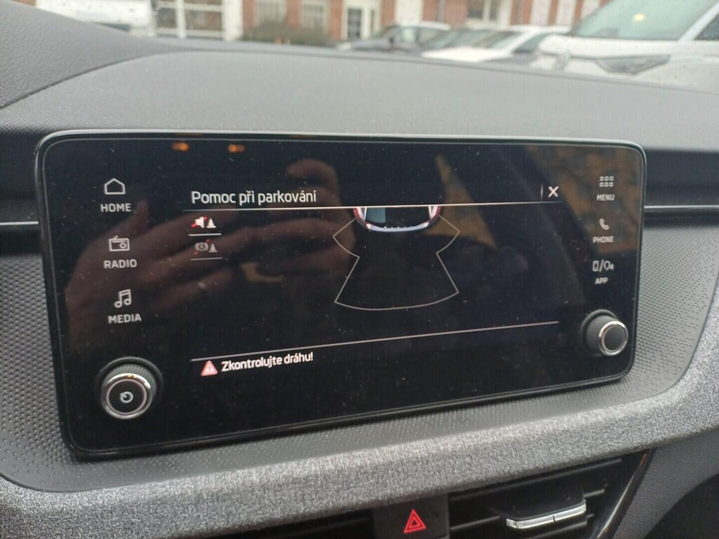 OI199V01630_25.webp_SCALA Selection 1.0 TSI 85 kW manuál, DPH