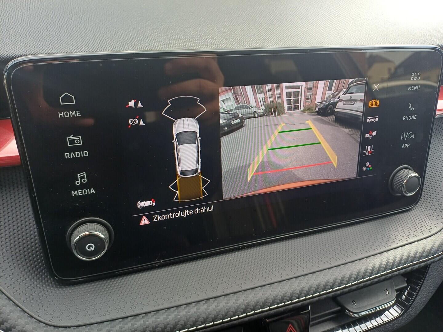 OI199V01680_26.webp_FABIA Monte Carlo 1.0 TSI 85 kW automat, DPH