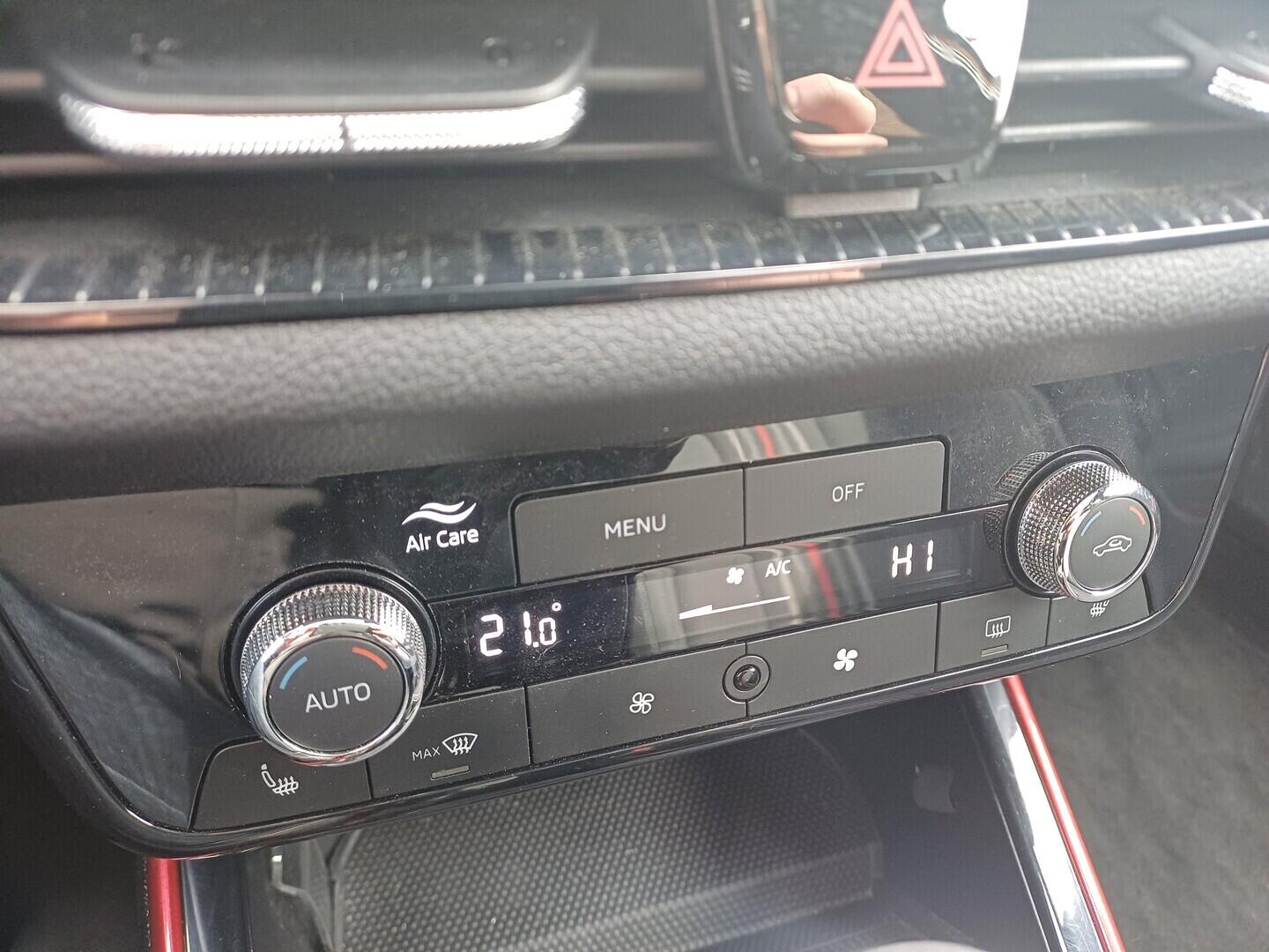 OI199V01680_27.webp_FABIA Monte Carlo 1.0 TSI 85 kW automat, DPH