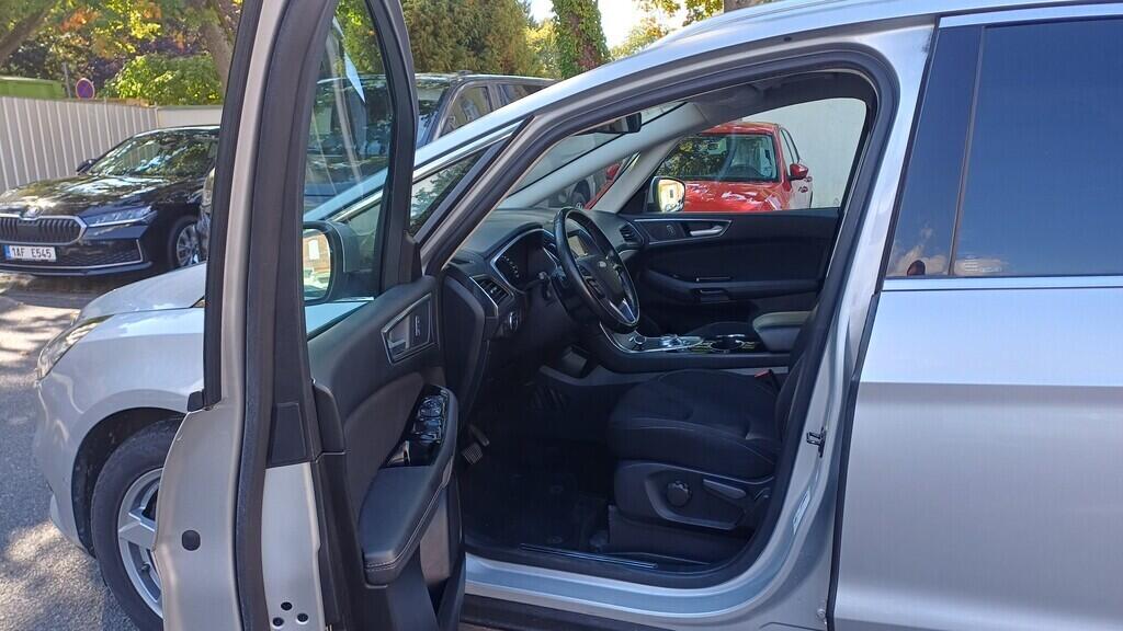 OI199V01690_20.webp_S-MAX Titanium 2.0 TDCI 140 kW automat, DPH