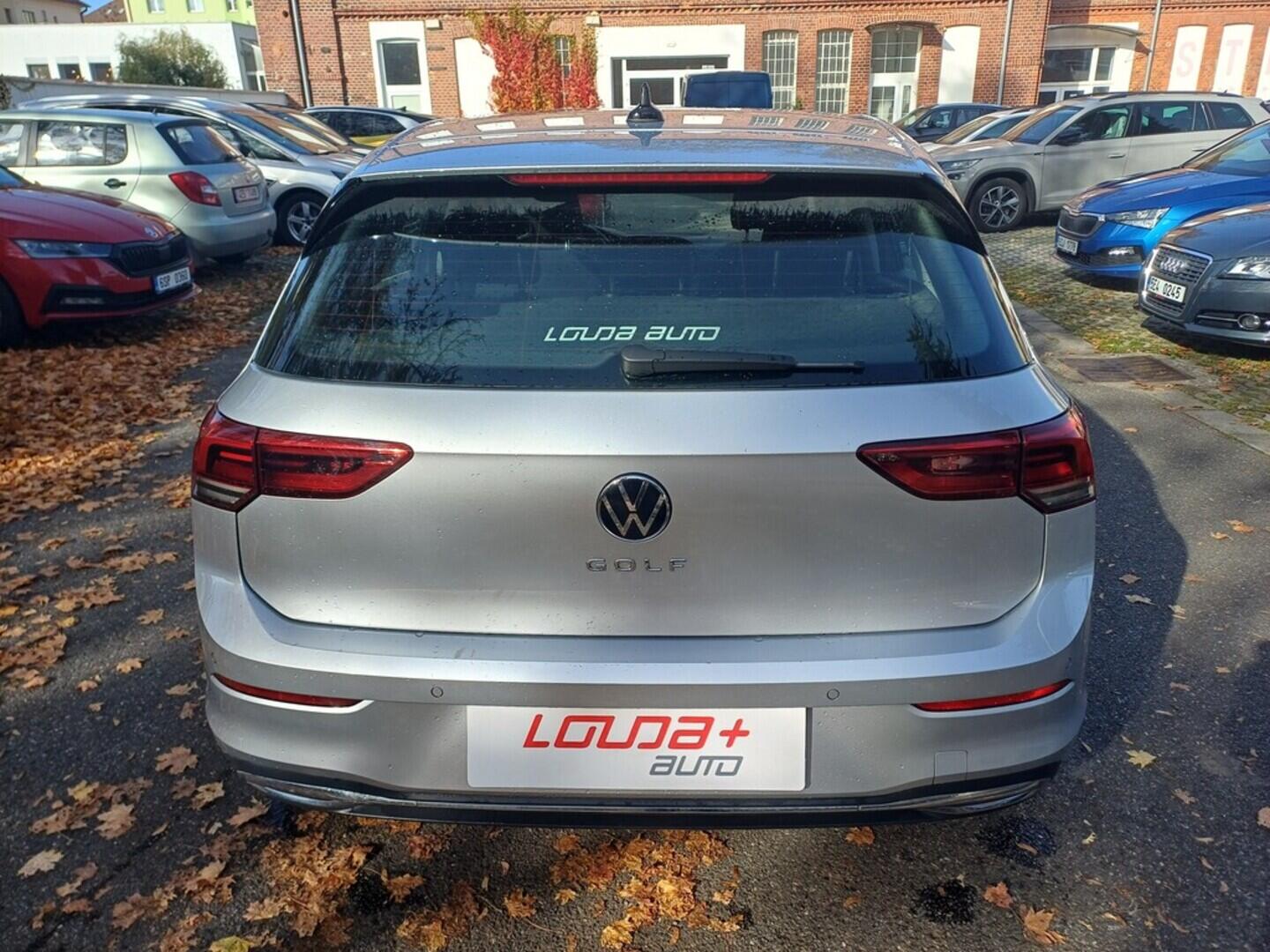 OI199V01693_17.webp_GOLF Style 1.5 TSI 110 kW manuál