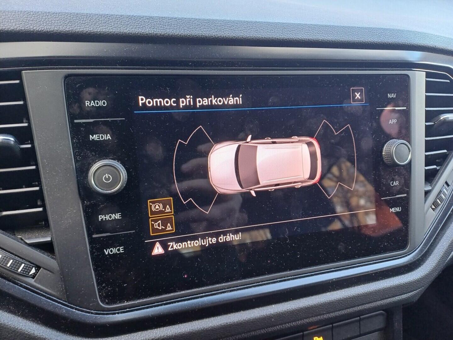 OI199V01696_25.webp_T-ROC  1.0 TSI 81 kW manuál