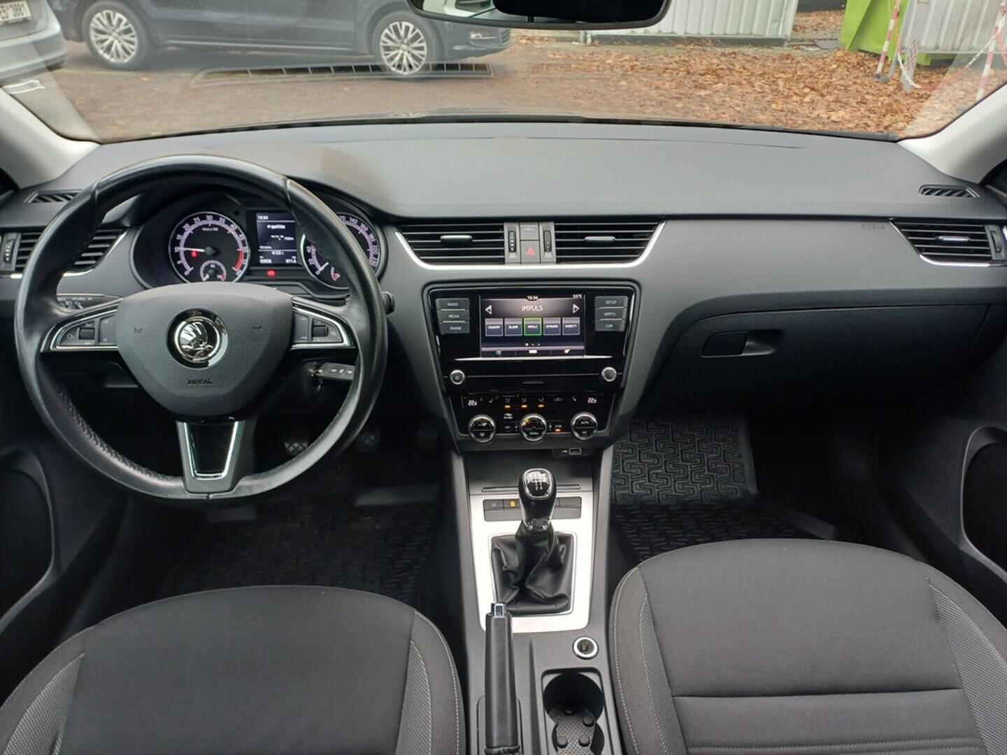 OI199V01697_18.webp_OCTAVIA Ambiente 1.6 TDI 85 kW automat