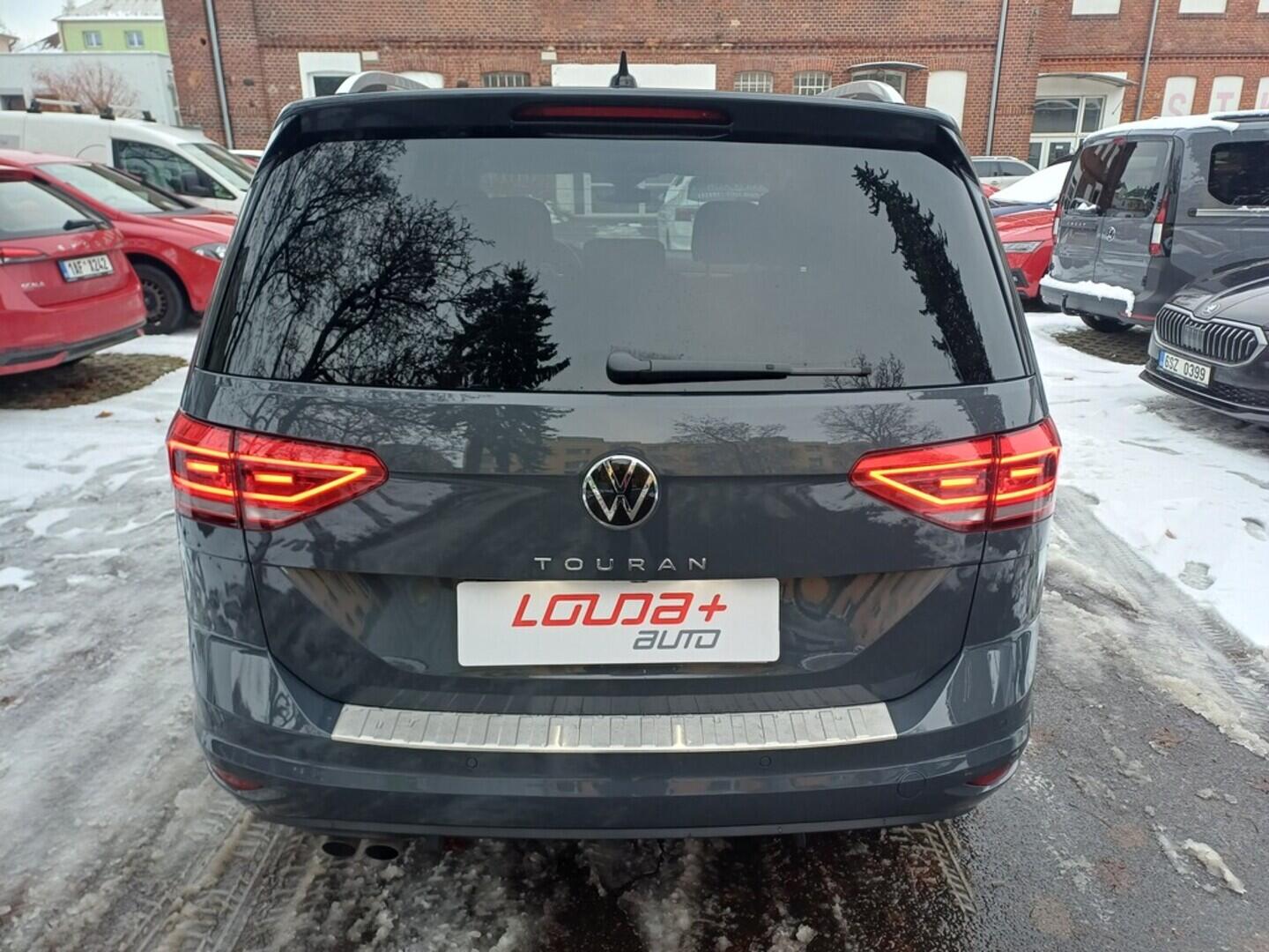 OI199V01699_17.webp_TOURAN CL 2.0 TDI 110 kW automat, DPH