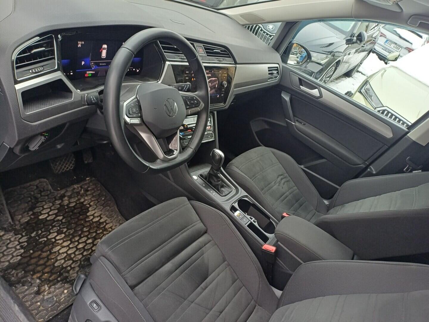 OI199V01699_19.webp_TOURAN CL 2.0 TDI 110 kW automat, DPH