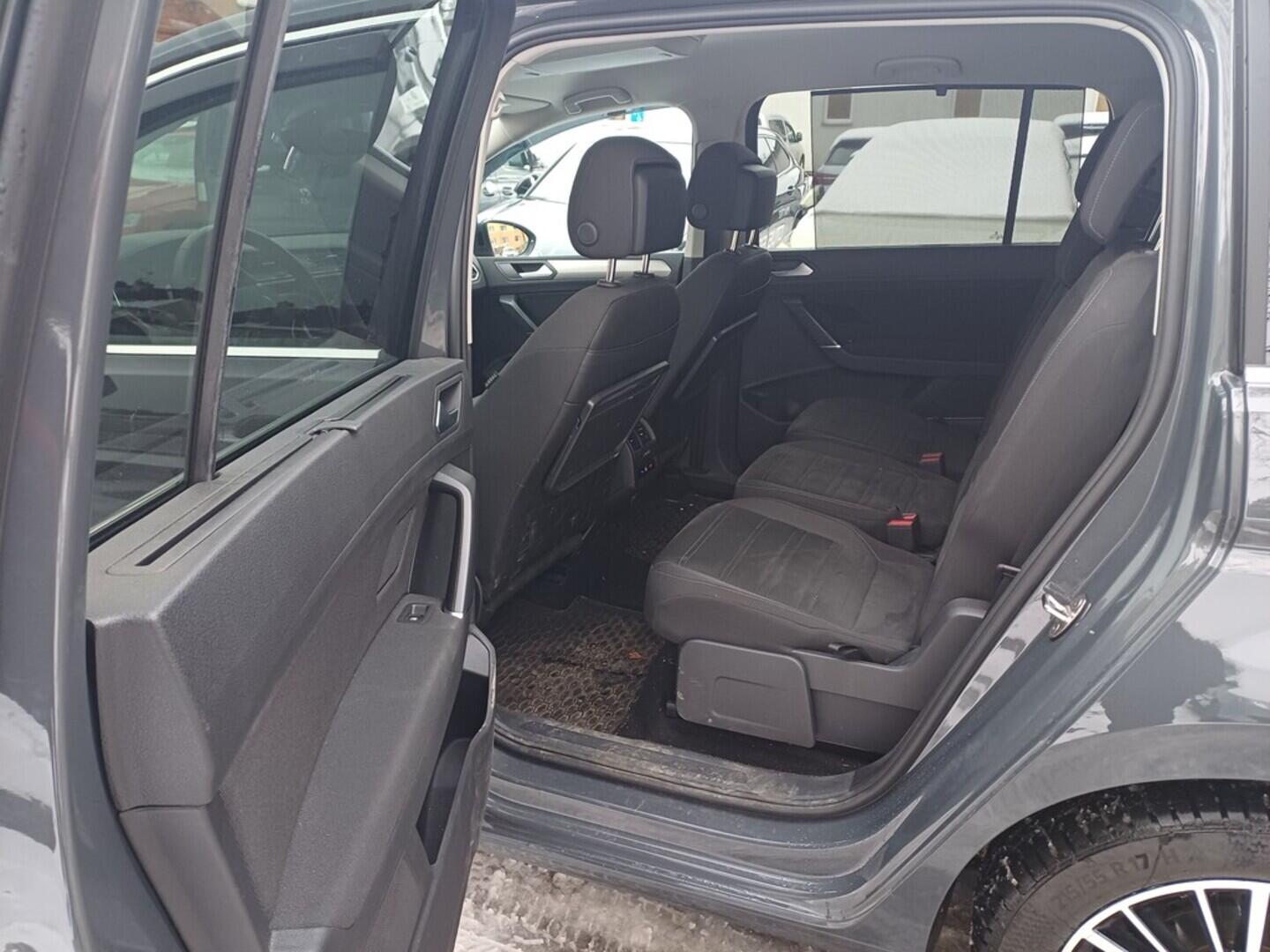 OI199V01699_29.webp_TOURAN CL 2.0 TDI 110 kW automat, DPH